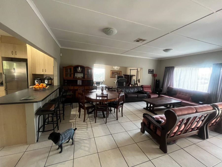 5 Bedroom Property for Sale in Keidebees Northern Cape